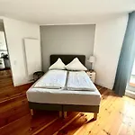 Vibehome Duesseldorf - Stresemannstrasse